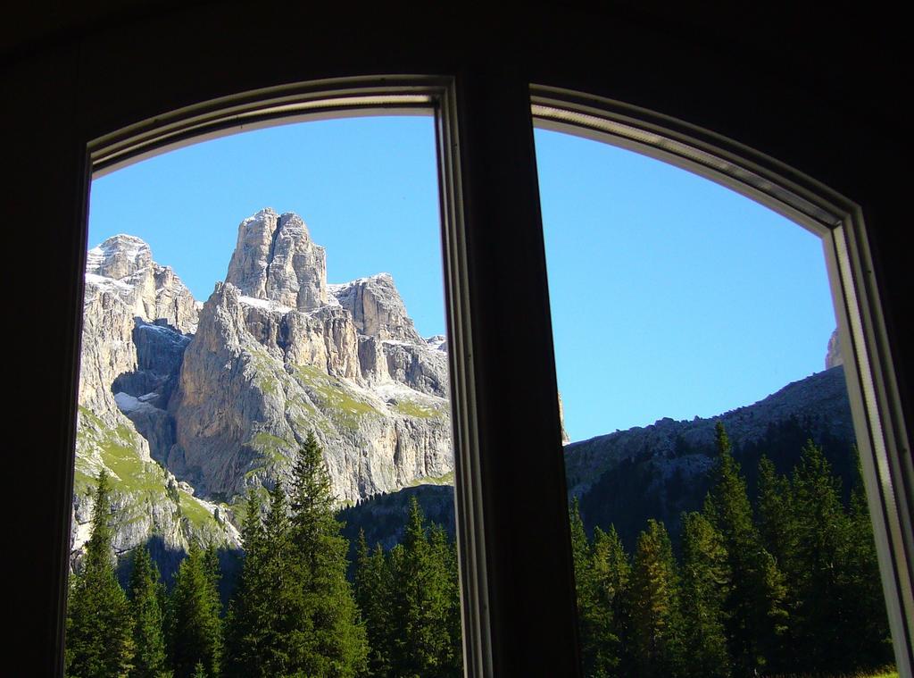 Rifugio Monti Pallidi 2* Canazei