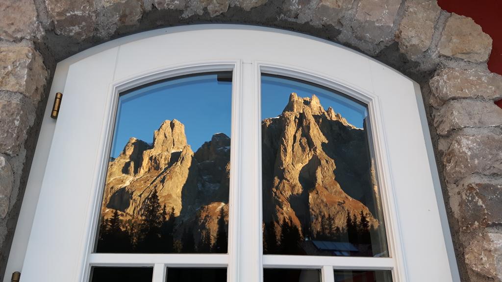 Rifugio Monti Pallidi Inn 2*